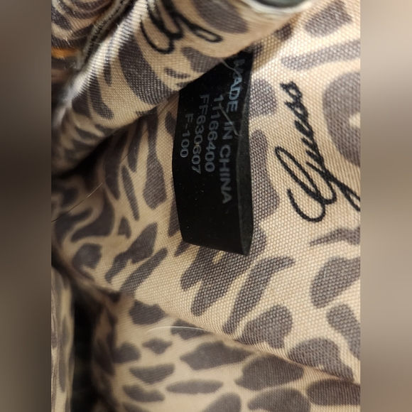 GUESS Handbag Large Dome Purse - Picture 8 of 8